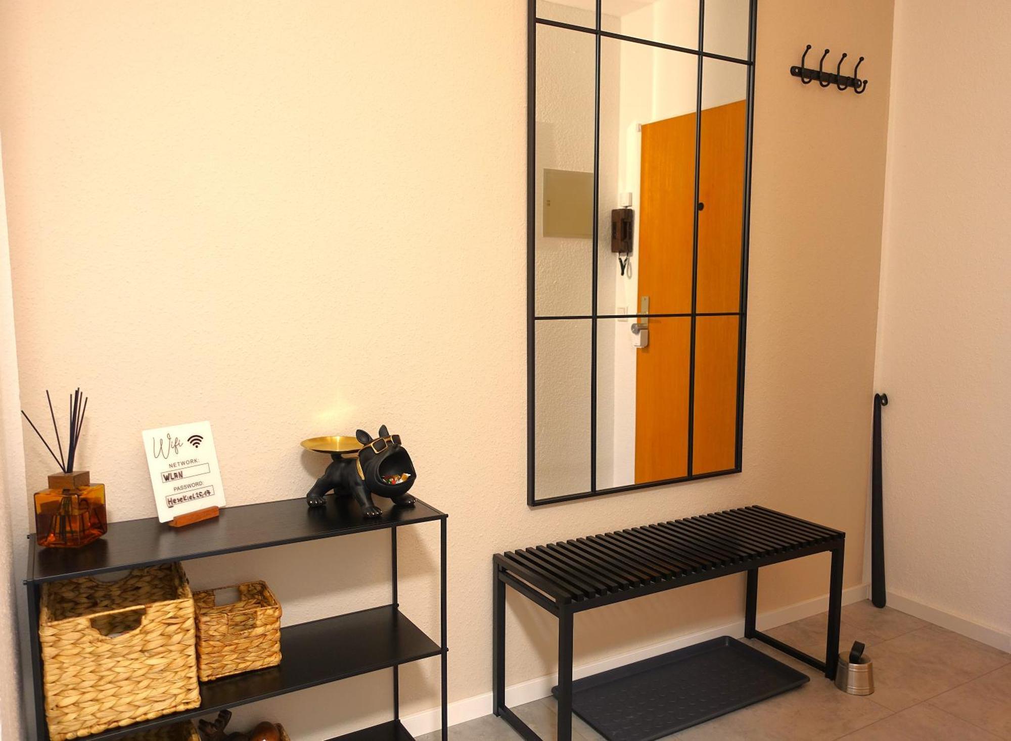 Getaway Apartment - Balkon - Kueche - Ruhe - Waesche - S-Bahn - 60 Qm Duisbourg Extérieur photo